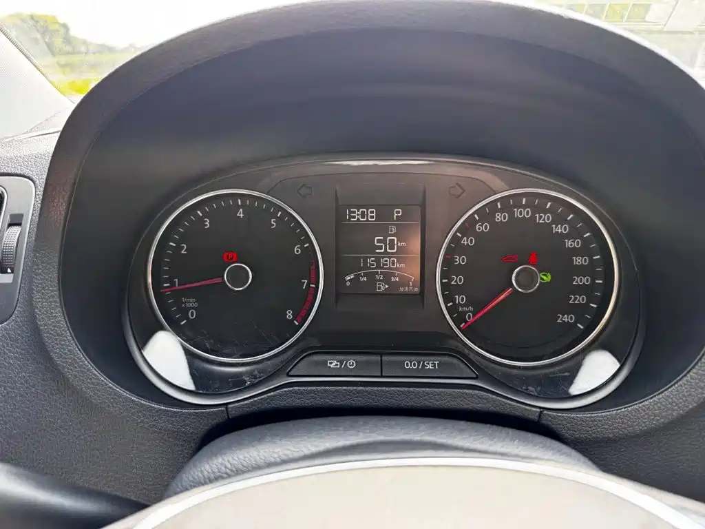 Volkswagen Polo — миниатюра 5
