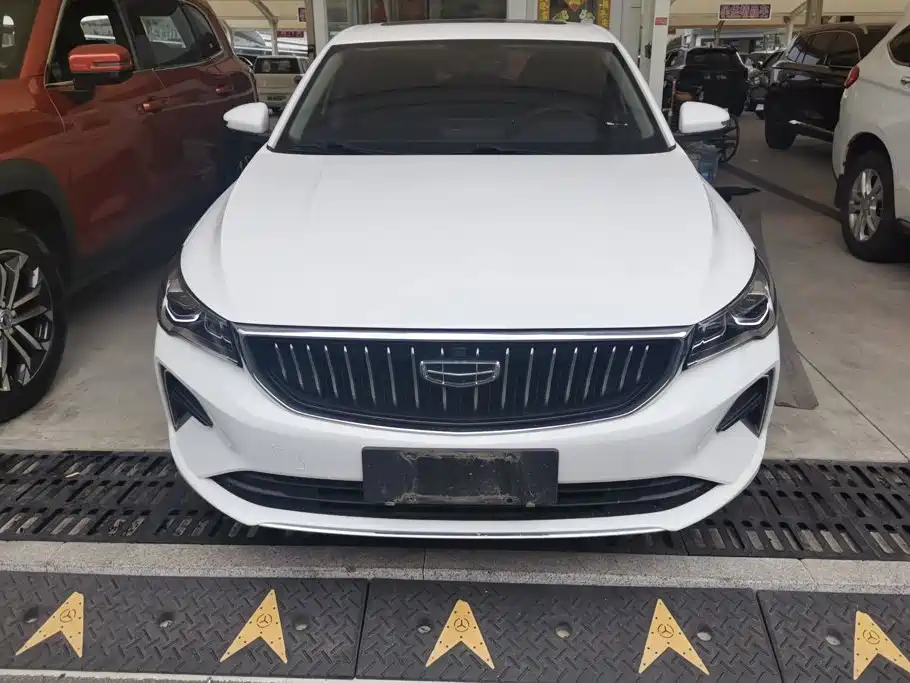 Geely Emgrand — миниатюра 2