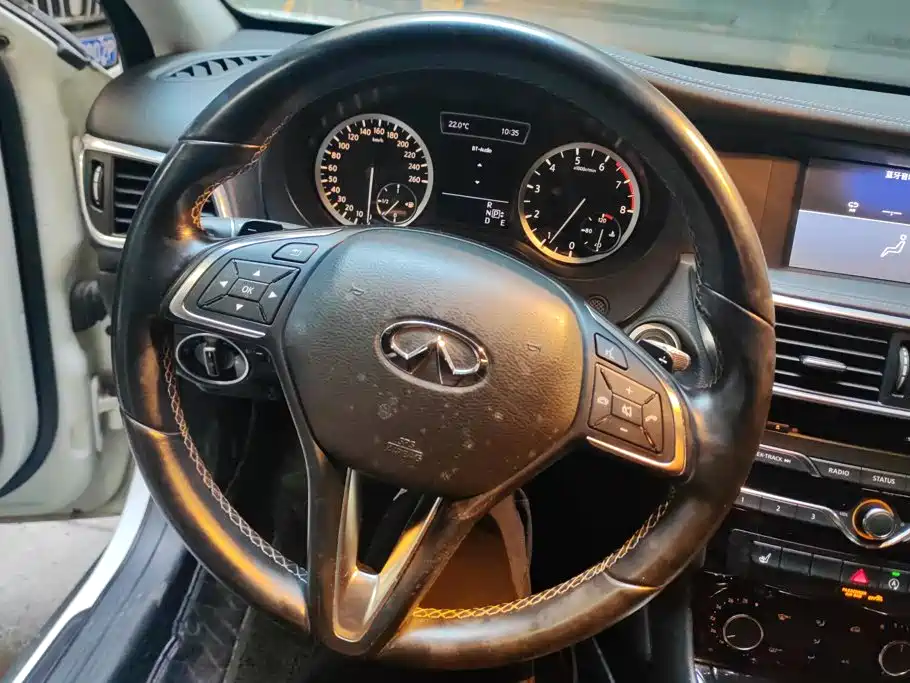 Infiniti QX30 — миниатюра 15
