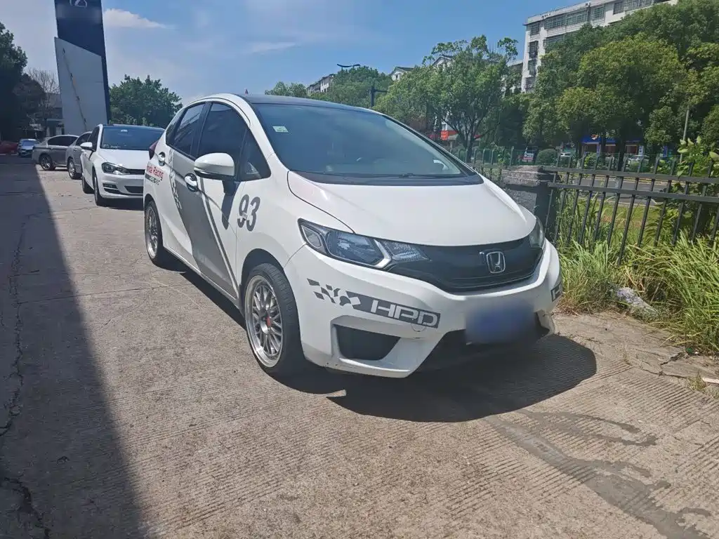 Honda Fit — миниатюра 4