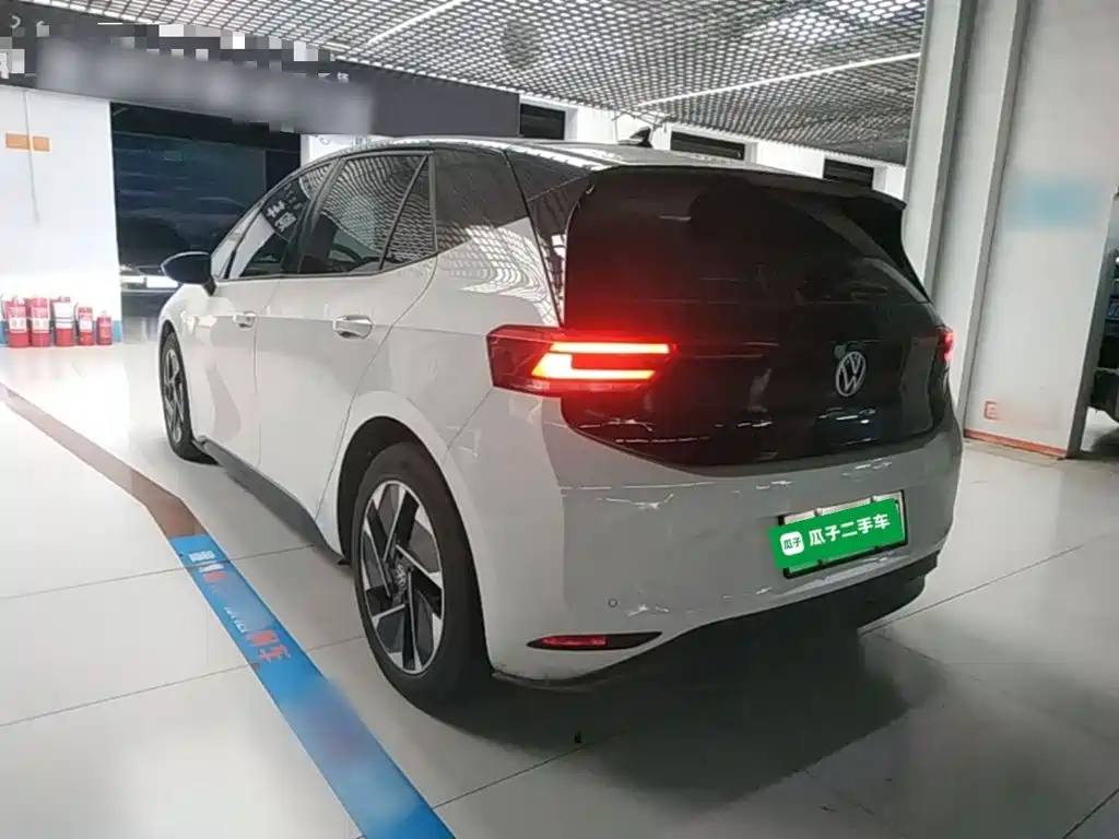 Volkswagen ID.3 — миниатюра 5
