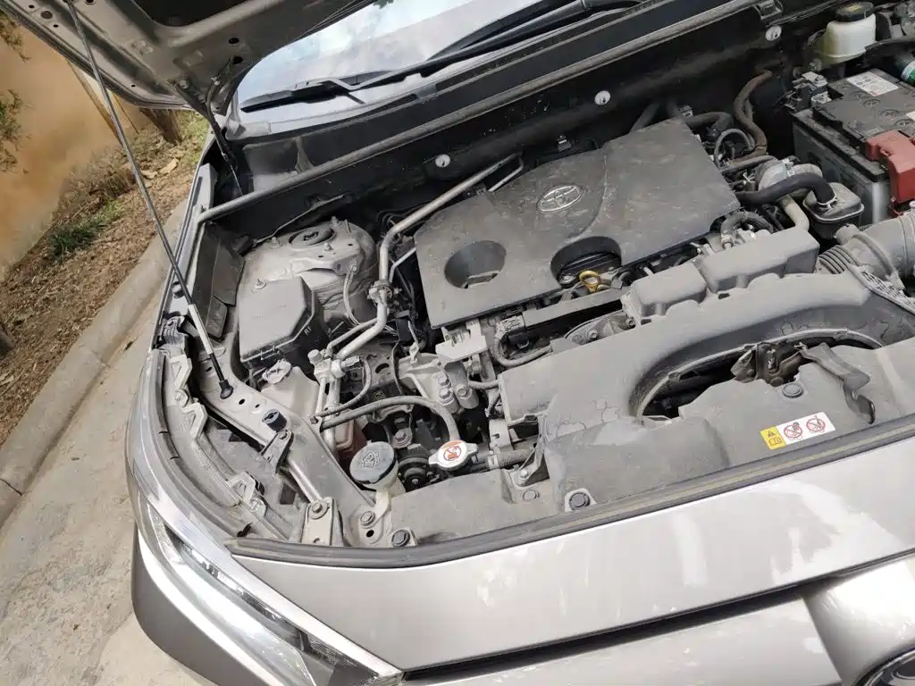 Toyota RAV4 — миниатюра 19