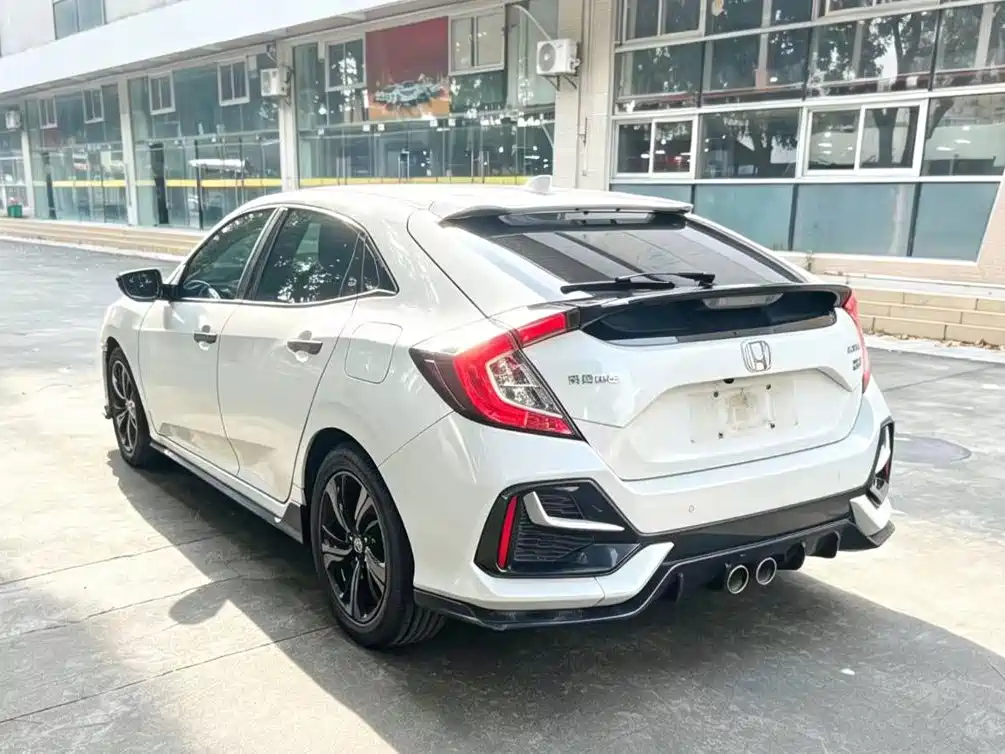 Honda Civic — миниатюра 7