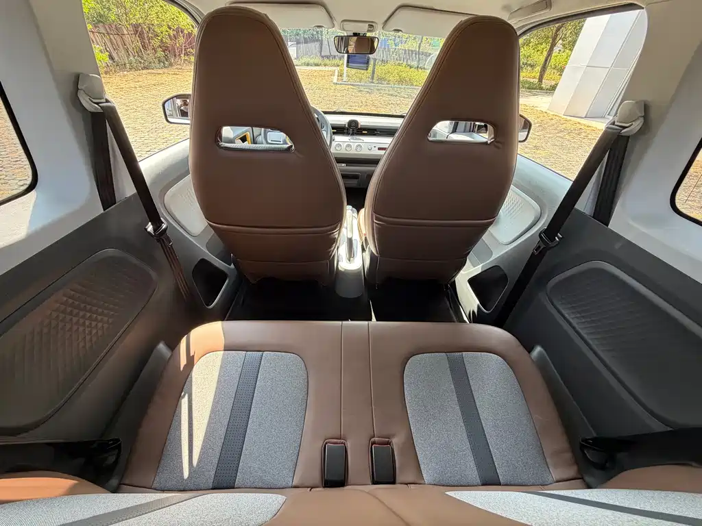 Wuling MINIEV — миниатюра 19