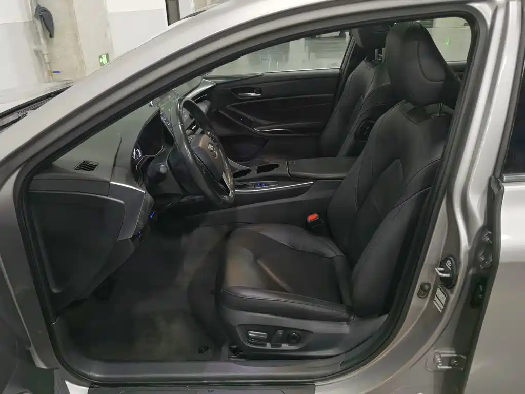 Toyota Avalon — миниатюра 10