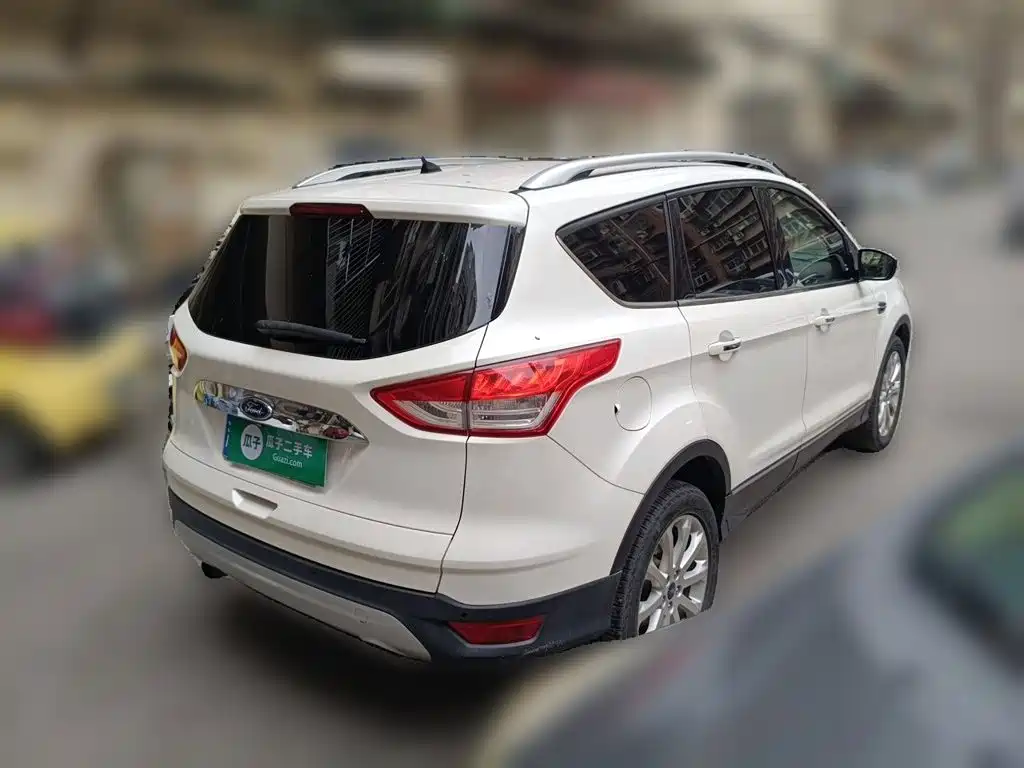 Ford Kuga — миниатюра 6