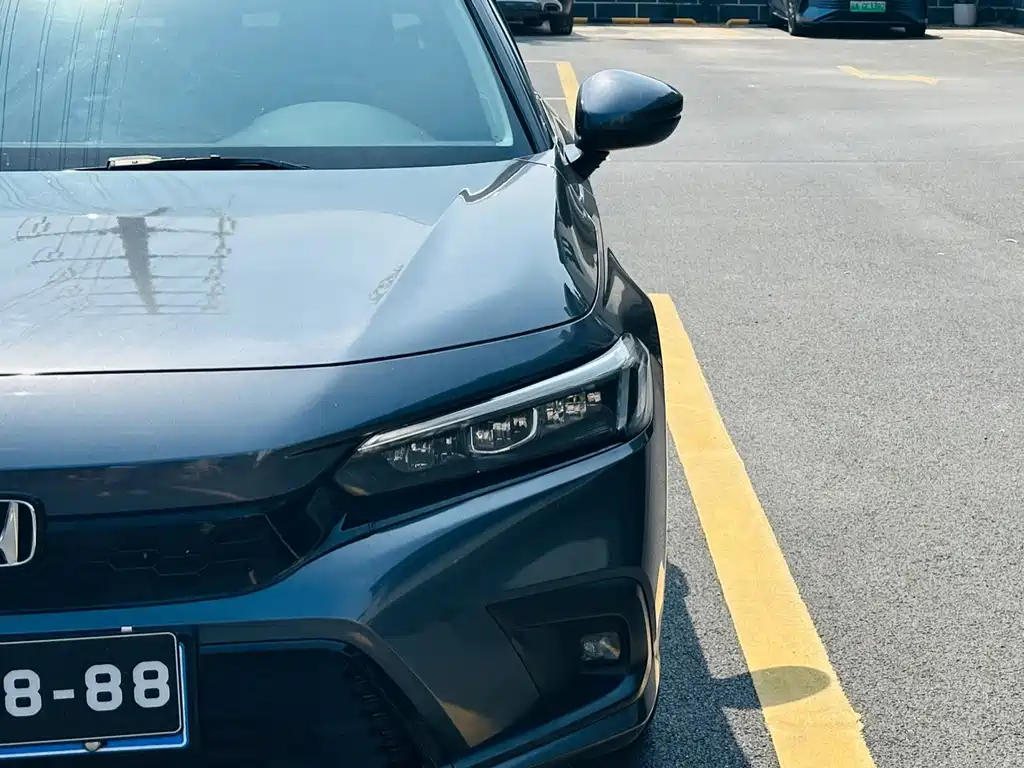 Honda Civic — миниатюра 9