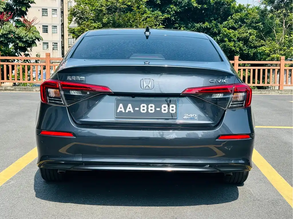Honda Civic — миниатюра 4