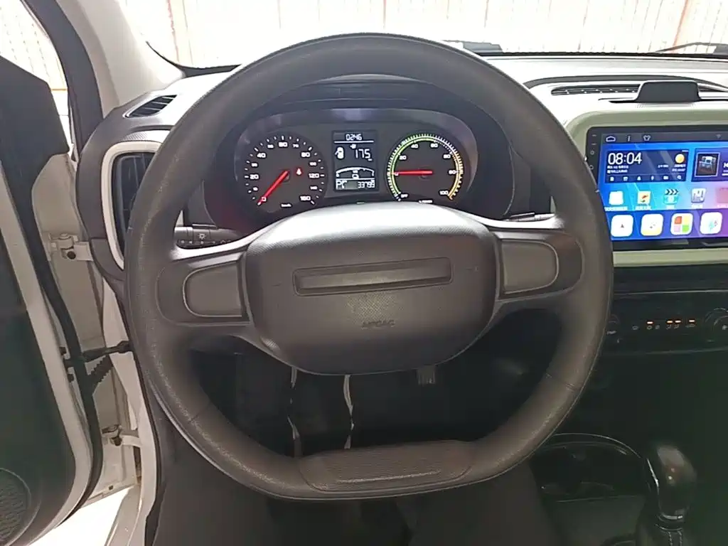 Roewe Clever — миниатюра 11