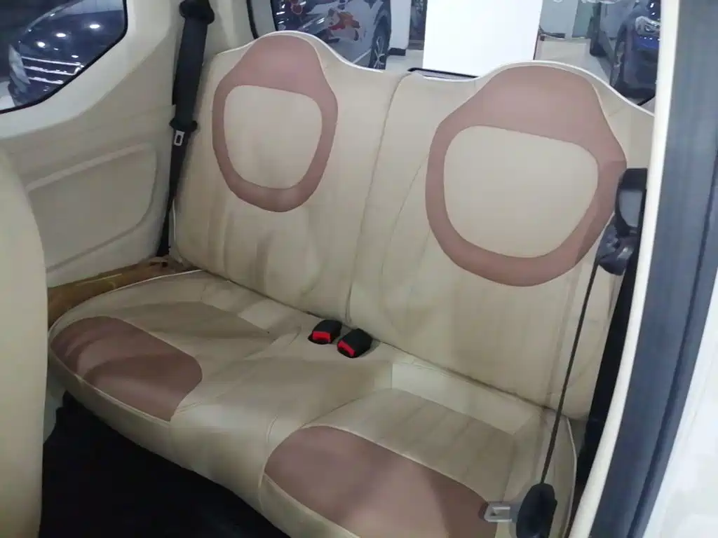 Wuling MINIEV — миниатюра 17