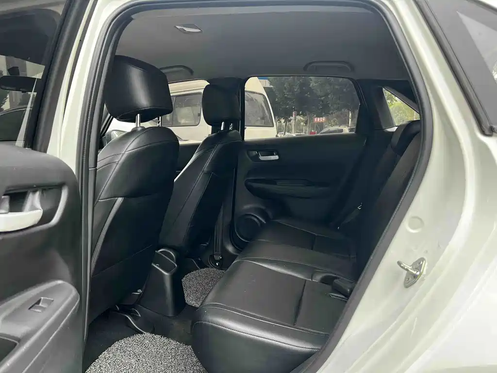 Honda Fit — миниатюра 5