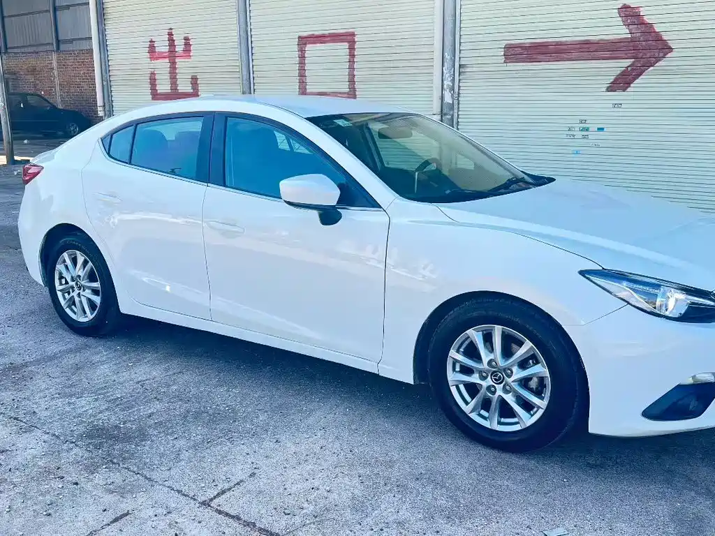 Mazda 3 Axela — миниатюра 2