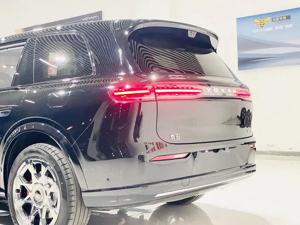 VOYAH Taishan X8 — миниатюра 23