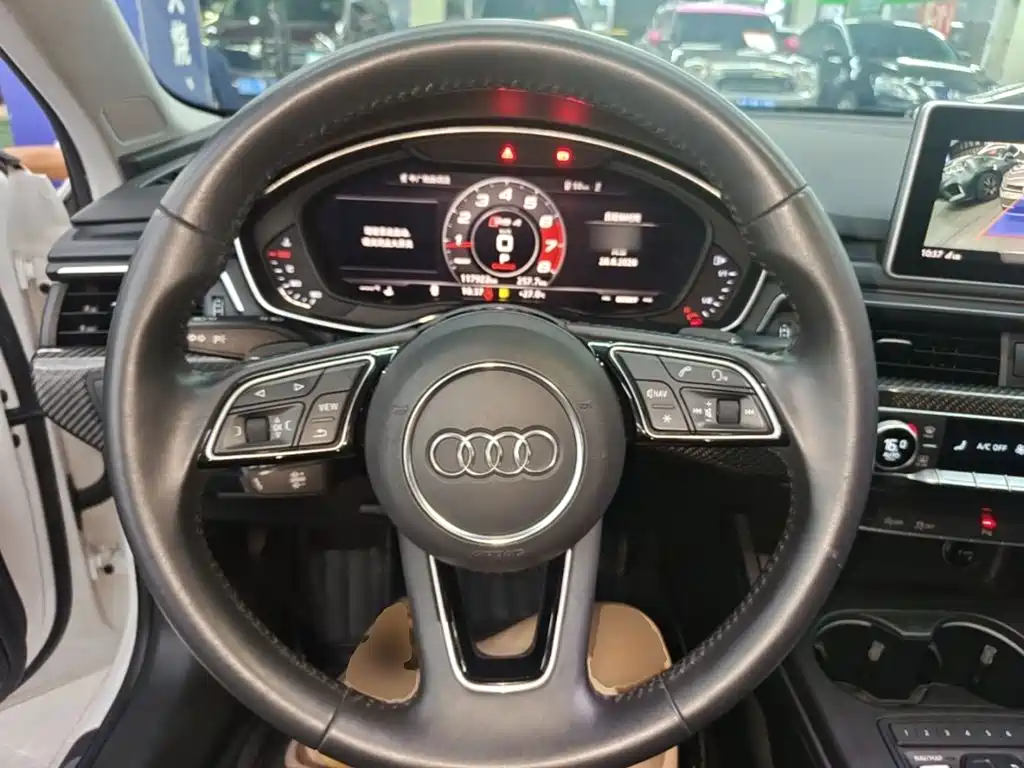 Audi A4L — миниатюра 11