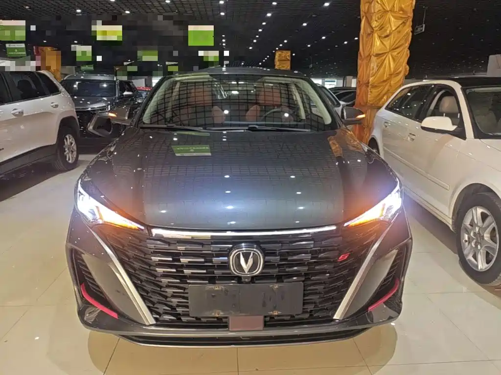 Changan Eado — миниатюра 3