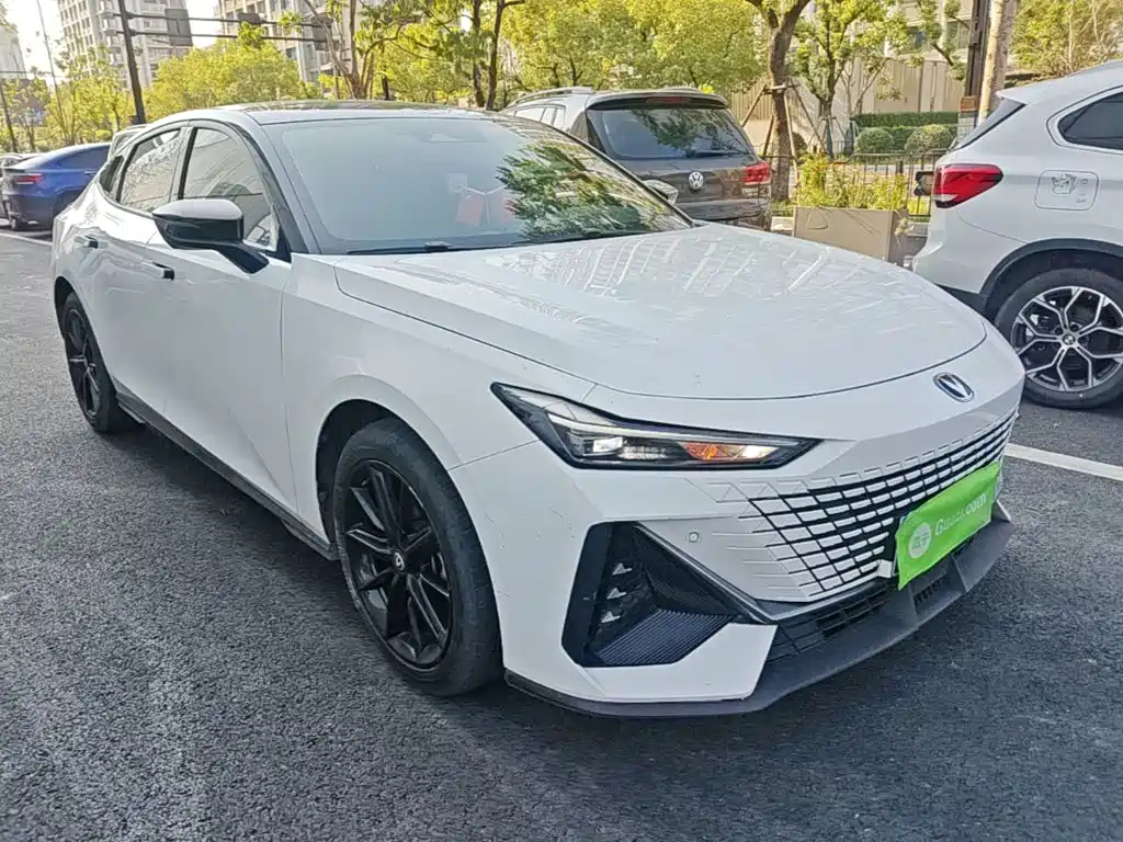 Changan UNI-V — миниатюра 4