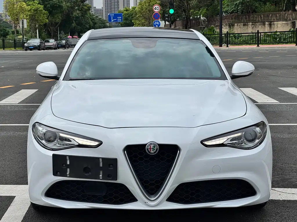 Alfa Romeo Giulia — миниатюра 2