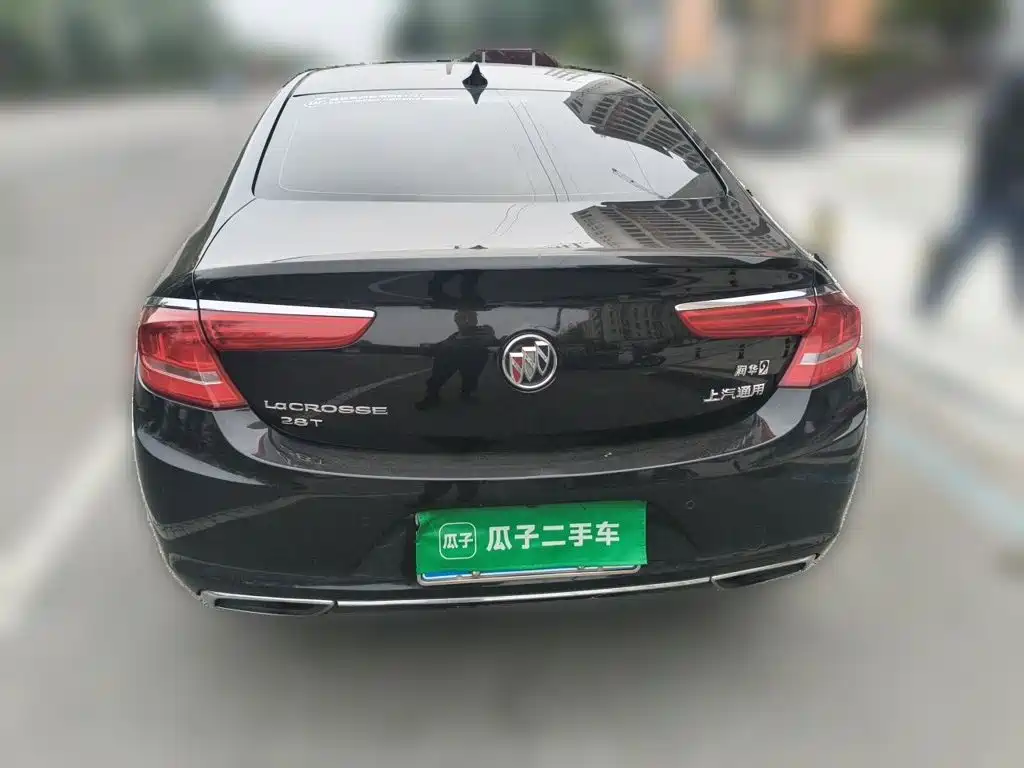 Buick LaCrosse — миниатюра 3