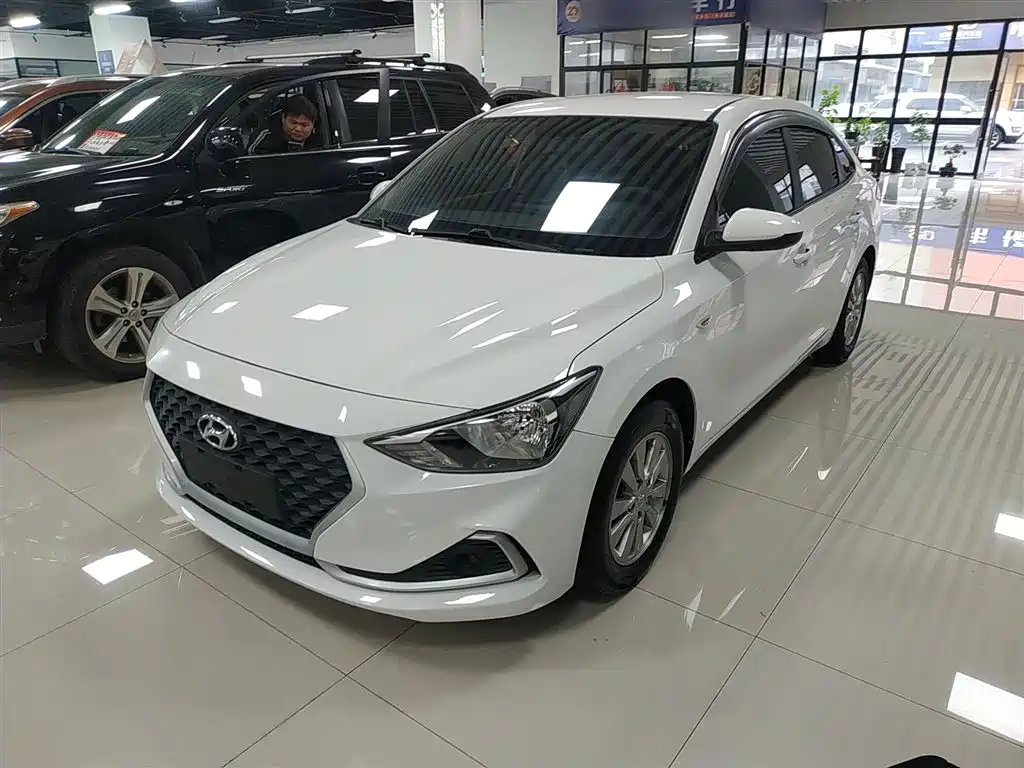 Hyundai Elantra 2020