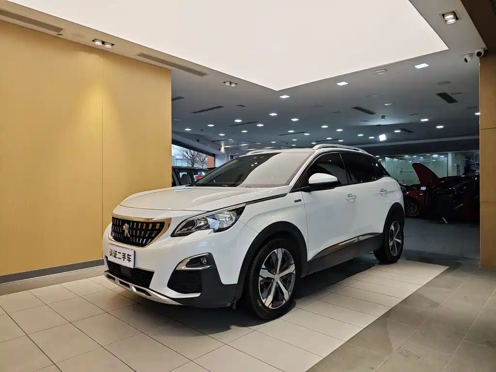 PEUGEOT 4008