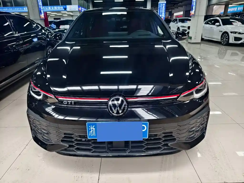 VOLKSWAGEN GOLF GTI