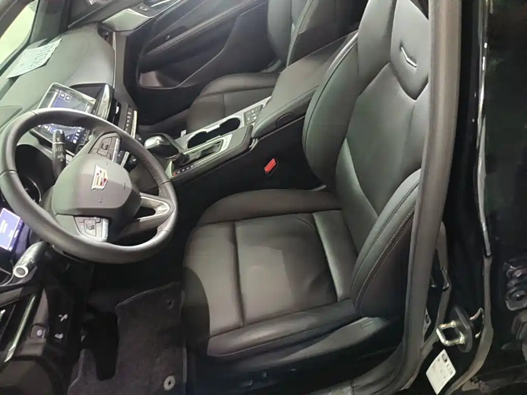 Cadillac CT4 — миниатюра 15