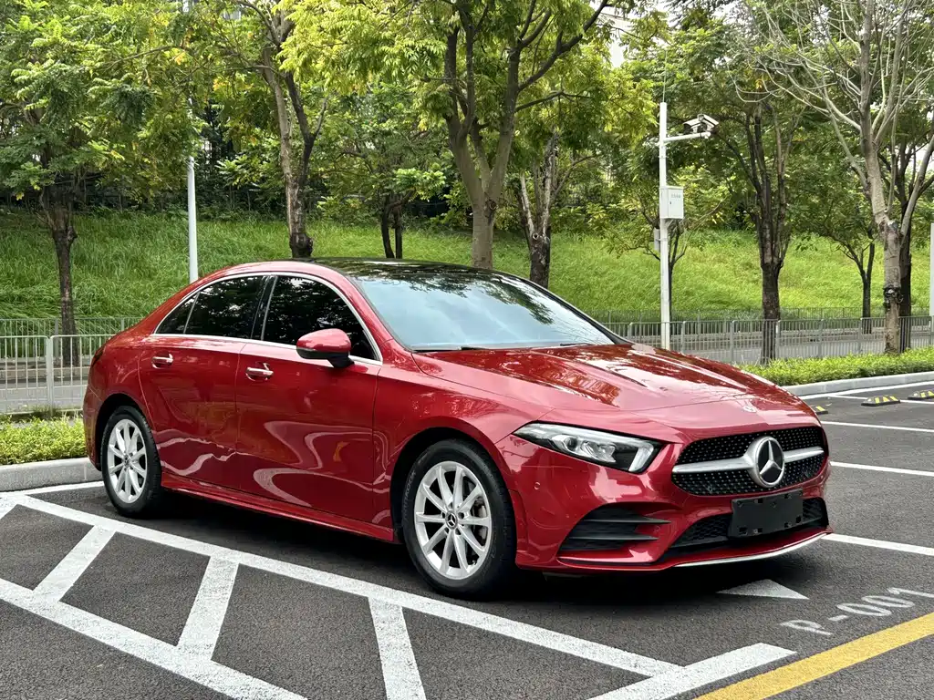 MERCEDES-BENZ A CLASS