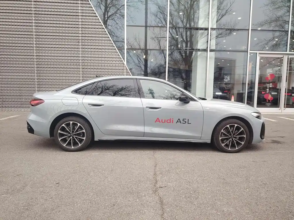 AUDI A5L