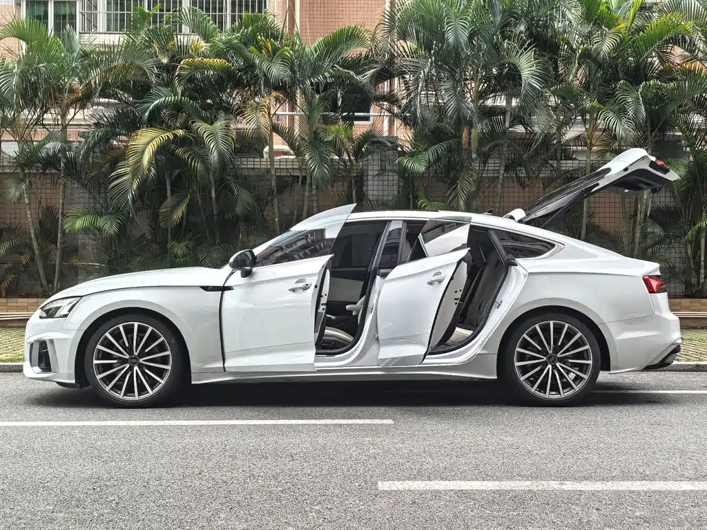 Audi A5 2023 Sportback 40 TFSI quattro Luxury