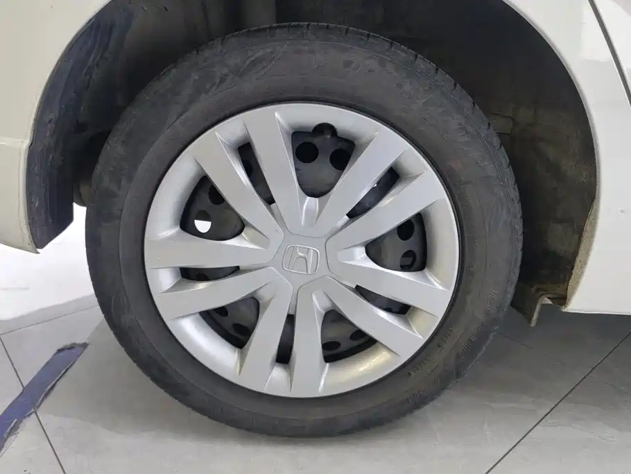 Honda Fit — миниатюра 6