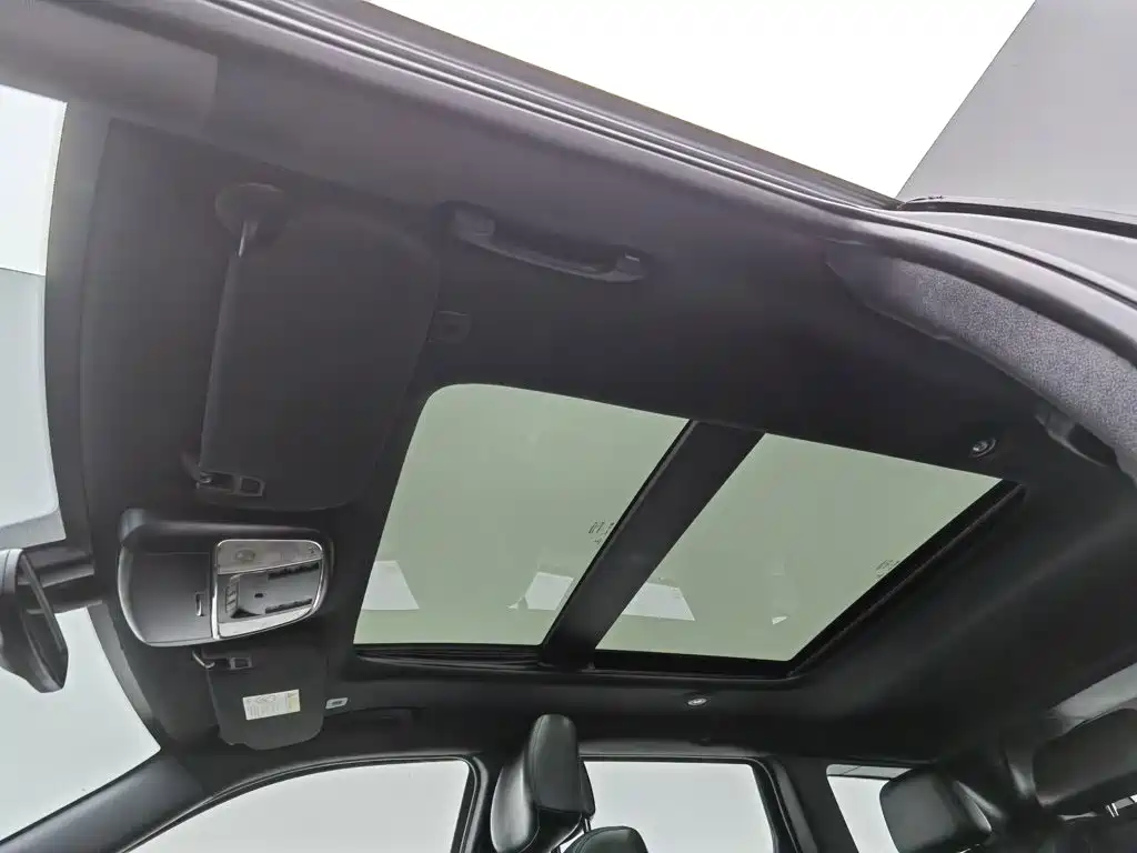 Jeep Grand Cherokee (Import) — миниатюра 14