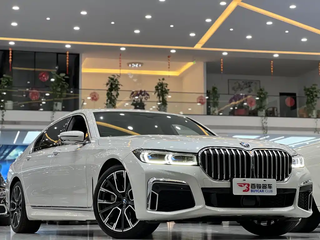 BMW 7 SERIES