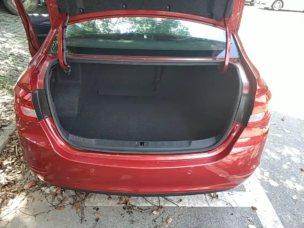Buick Excelle — миниатюра 19