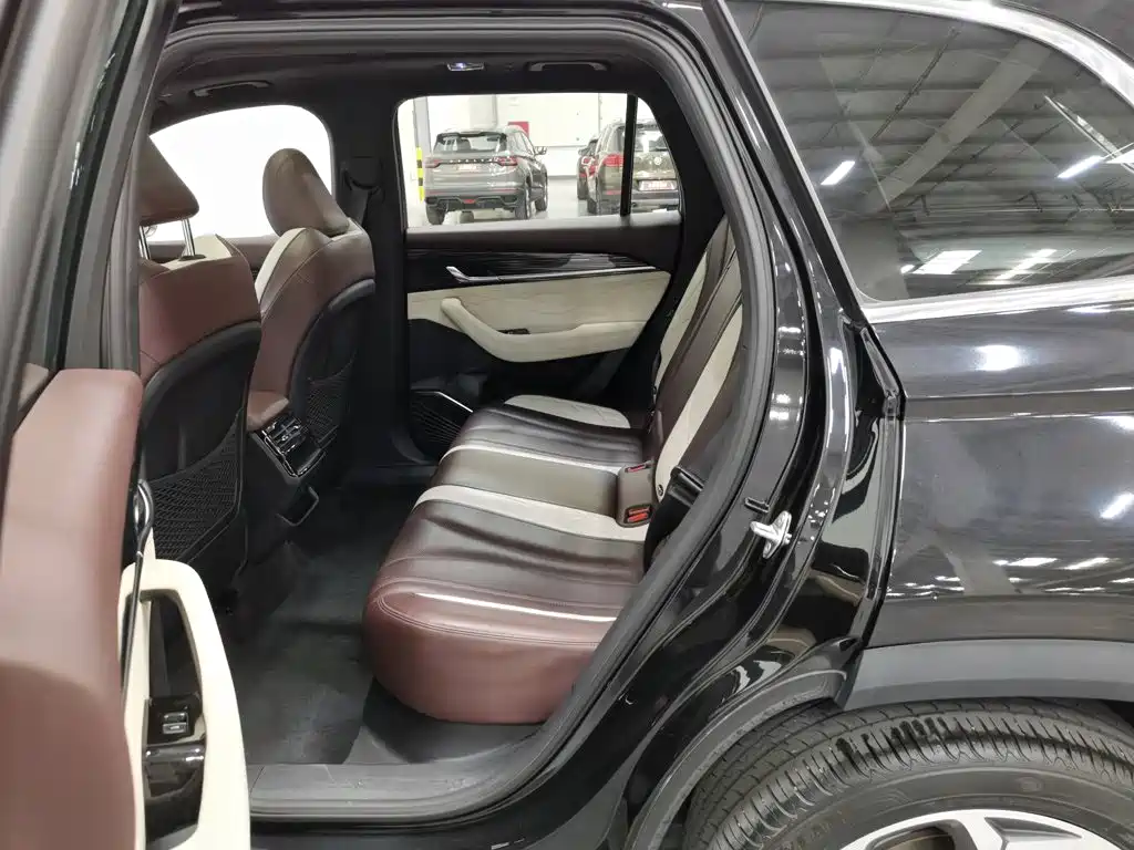 Geely Xingyue L — миниатюра 15