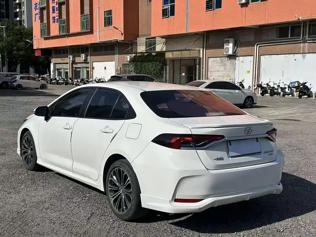 Toyota Corolla — миниатюра 4
