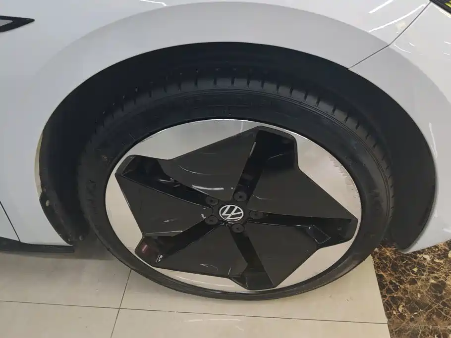 Volkswagen ID.3 — миниатюра 6