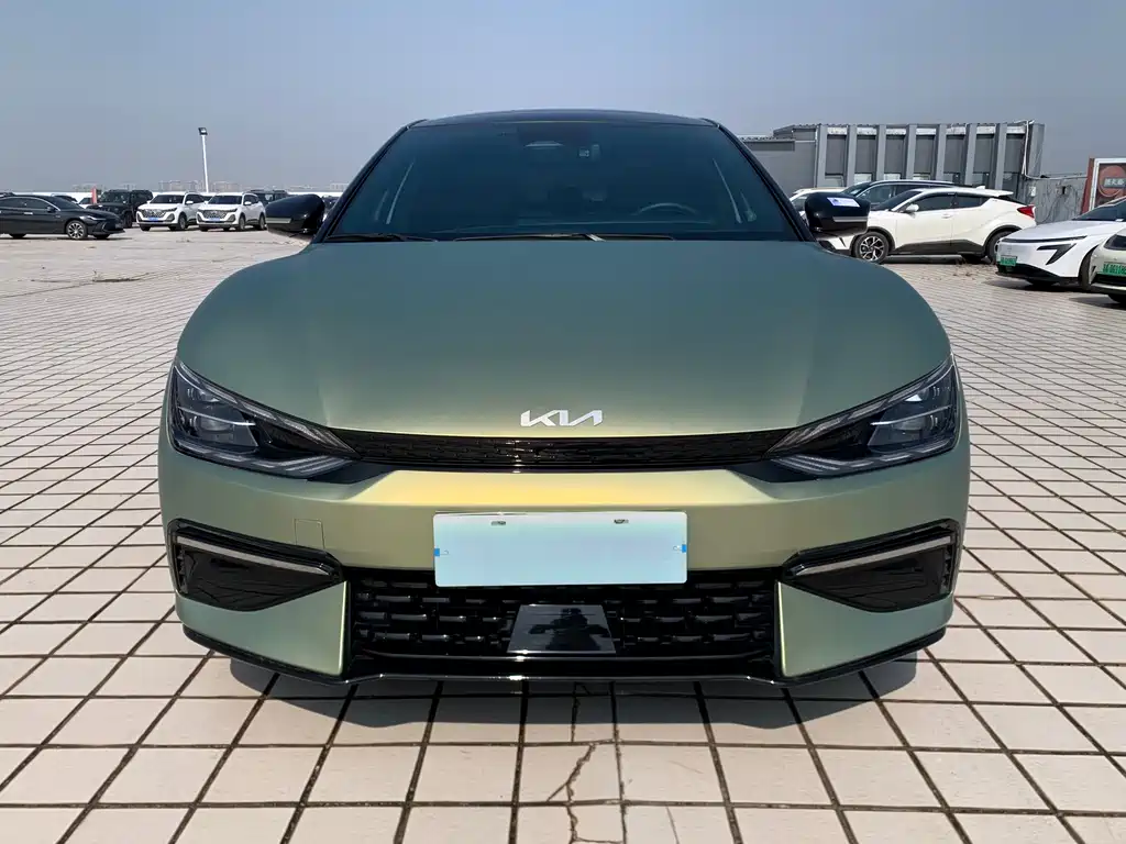 Kia EV6 — миниатюра 2