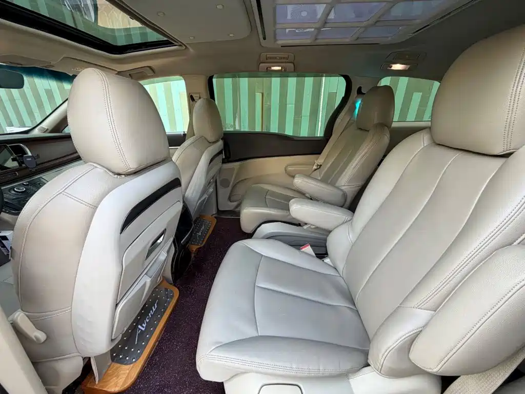 Buick GL8 — миниатюра 7
