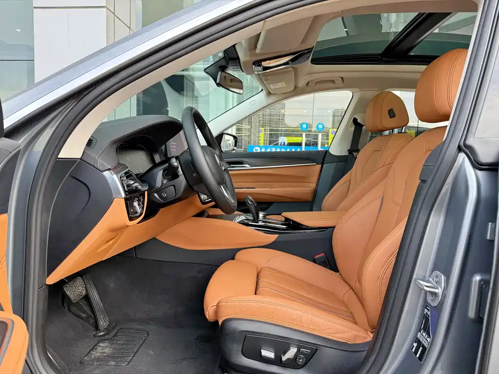 BMW 6 GT 2022 630i Luxury