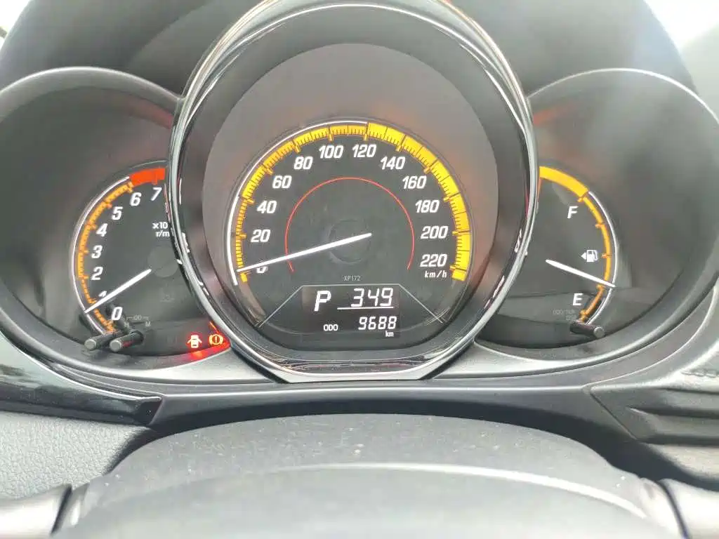 TOYOTA YARIS L ZHIXUAN