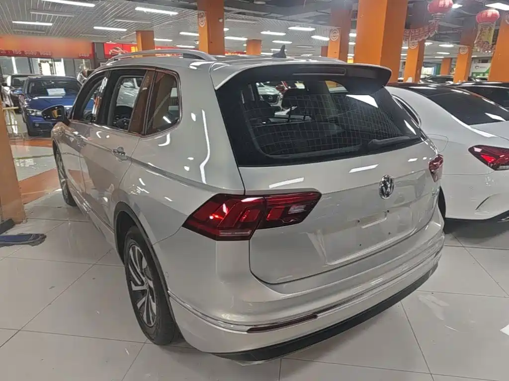 Volkswagen 途观L插电混动 — миниатюра 5