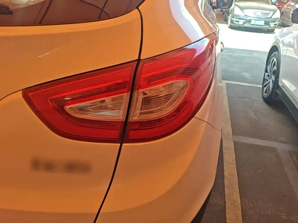 Hyundai ix35 — миниатюра 8