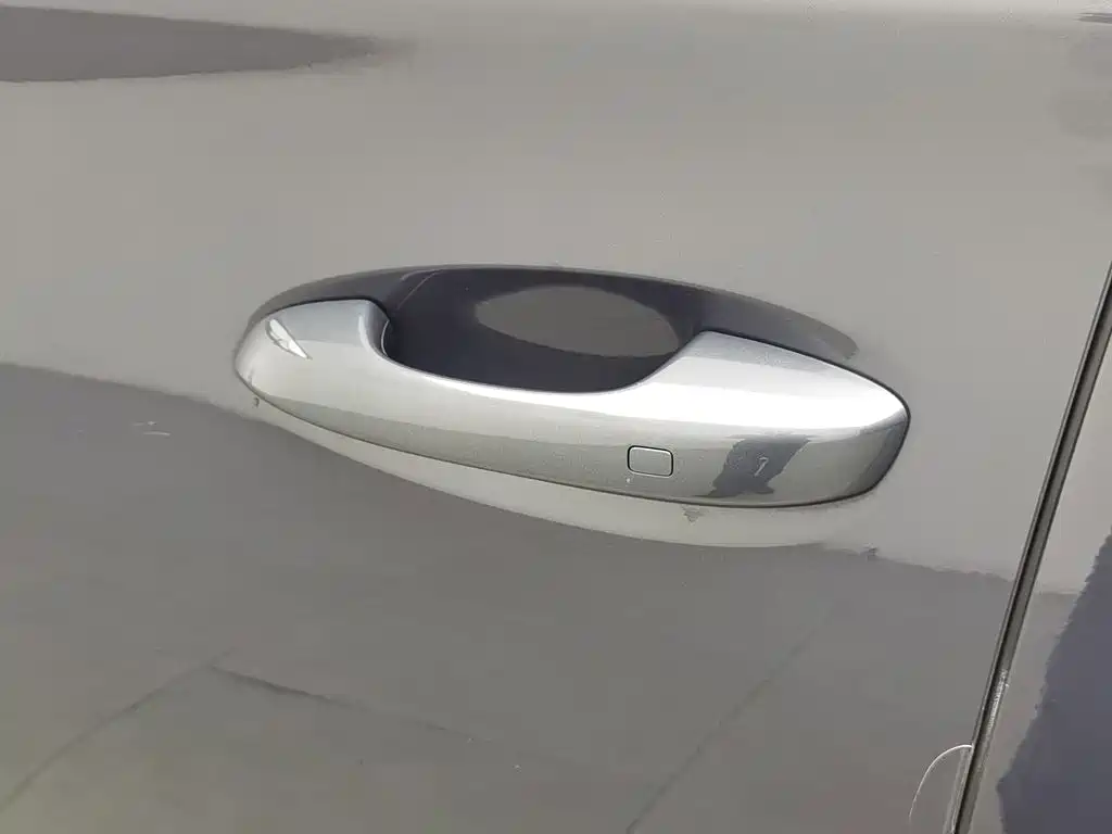 BYD Tang New Energy — миниатюра 18
