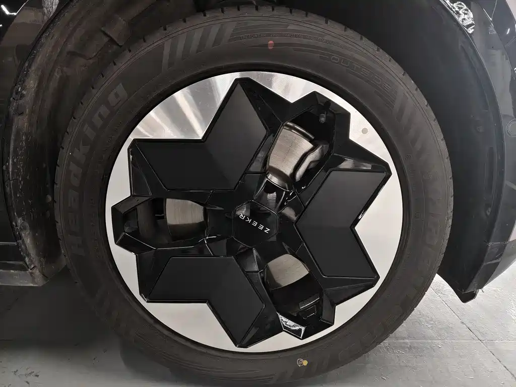 ZEEKR EXTREME KRYPTON X