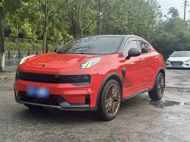 2021 Lynk & Co 05
