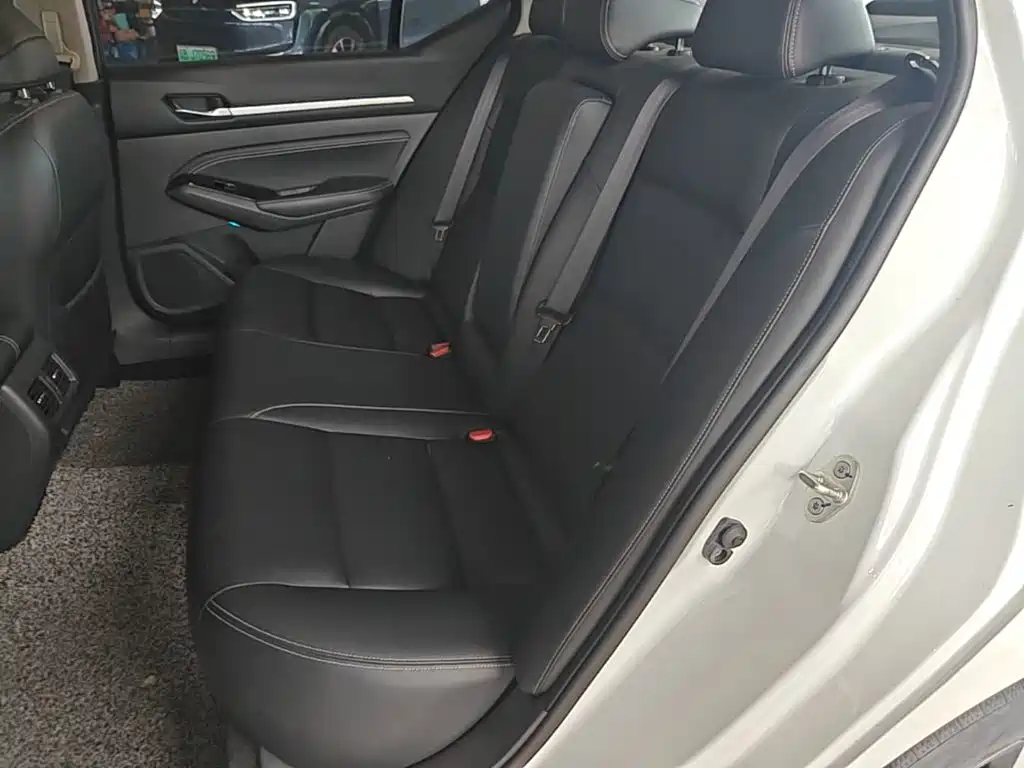 Nissan Teana — миниатюра 17