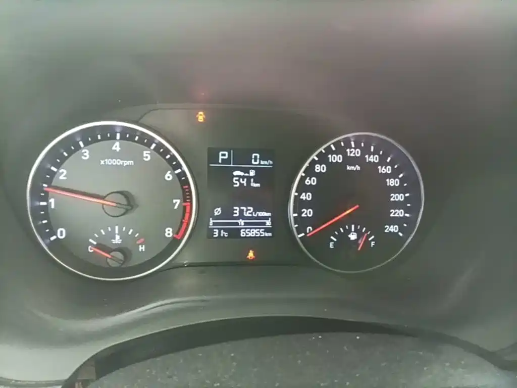 Hyundai Elantra — миниатюра 12