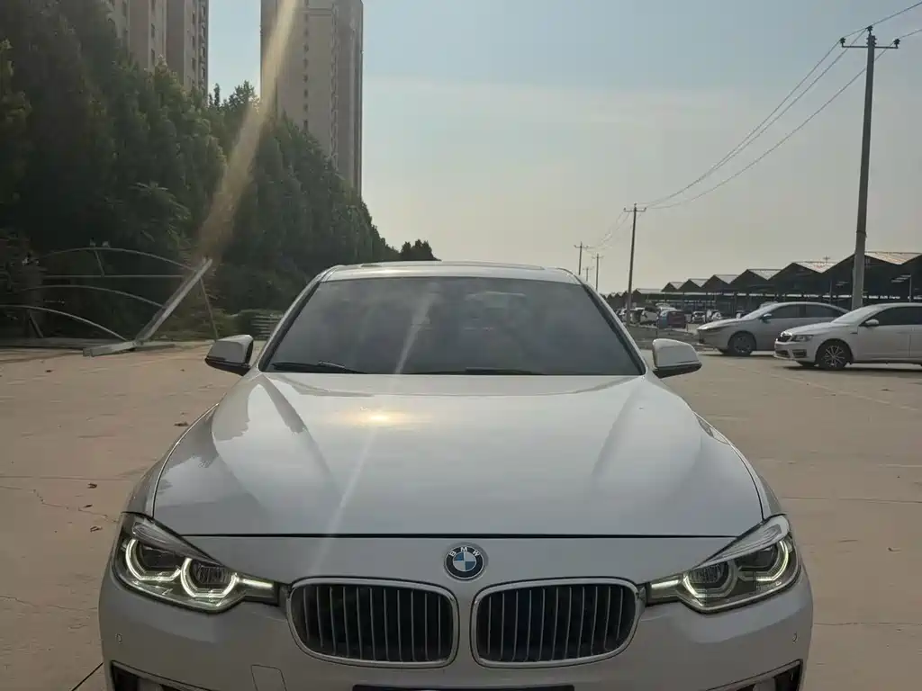 BMW 3 Series — миниатюра 2