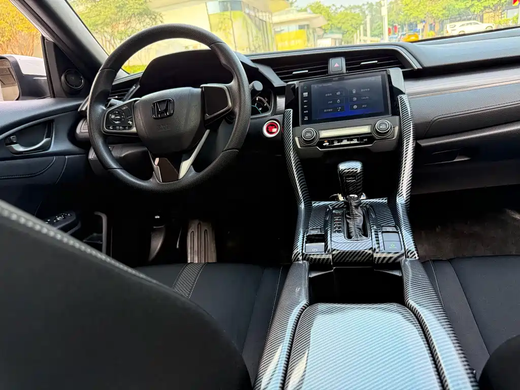 Honda Civic — миниатюра 7