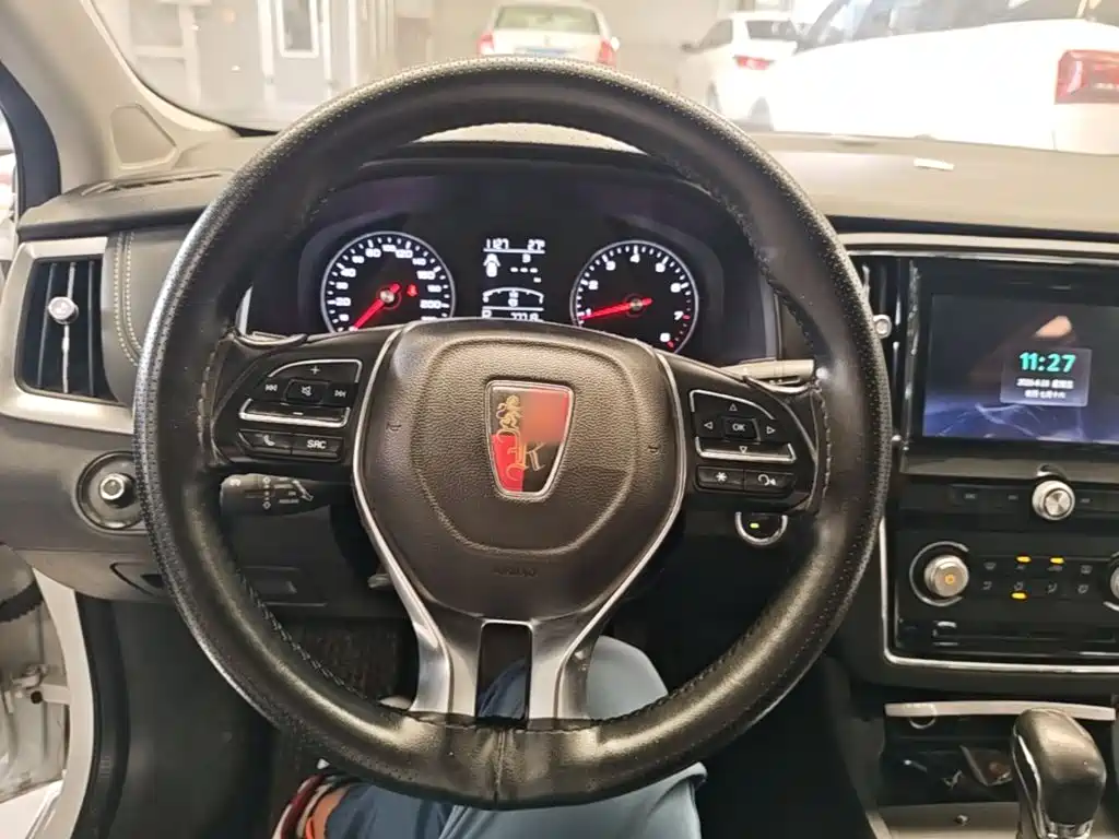 Roewe Roewe i6 Classic — миниатюра 11